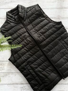 GAP ColdControl Black Lightweight Quilted Puffer Vest Water Resistant – Size S